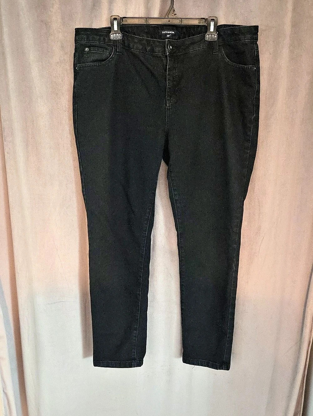 Bellecurve Jeans Black Straight Leg Jeans Waist 20